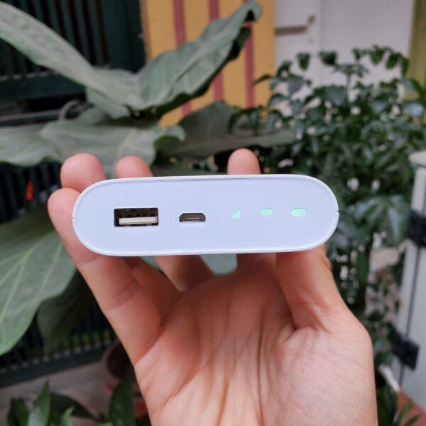 Bộ phát wifi 4G Xiaomi ZMI MF855 pin 7800mAh